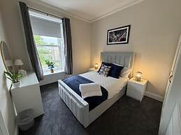 Panoramic View - Garden - Parking - Sleeps 6