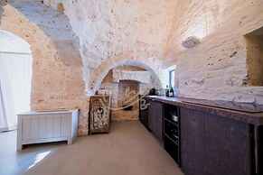 TD Trullo Lumina Boutique Luxury Trulli With Pool