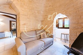 TD Truly Trulli Gentle Breezes Across Olive Va..