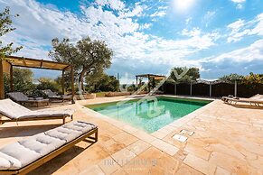 TD Truly Trulli Gentle Breezes Across Olive Va..