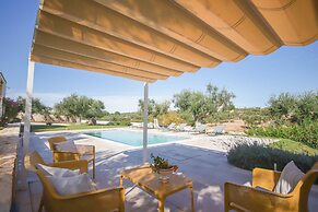 TD Trulli Lorusso Design Luxury Trulli With Pool