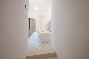 TD Lamiamola Stylish Trulli & Lamie With Pool