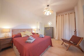 TD Trulli Chiara Tastefully Decorated With Pool