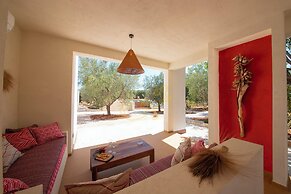 TD Lamia Porta Rossa, Countryside W/olive Trees