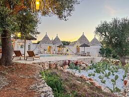 TD Trulli di Carole Renovated Trulli With Pool