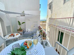 TD Casa Marea Seaside View in Prime Location