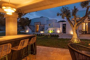 TD Apulianretreat Scenic Villa With Hammam & Pool