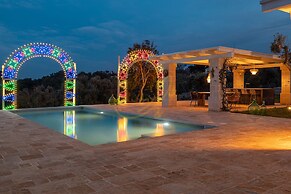 TD Apulianretreat Scenic Villa With Hammam & Pool