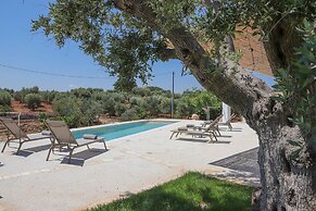 TD Casa Lulù Panoramic Pool Over Med/scrub