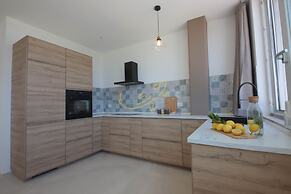 TD Villa Maestrale Luxury Pool & Sea View