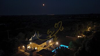 TD Trullo Titiro Vineyard, Wine Cellar & Pool