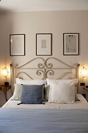 Boutique Hotel Fox's Inn