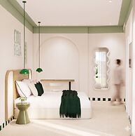 Suites 21 Luxury Apartment