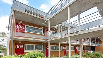 Coastal Apartment Stay for 4