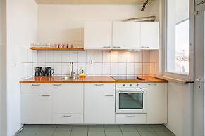 Large Antwerp City Center Apartments2bbkns