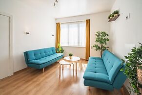Large Antwerp City Center Apartments2bbkns