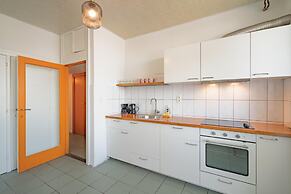 Large Antwerp City Center Apartments2bbkns