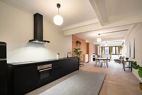 2BR City Stay - Grand Central Area