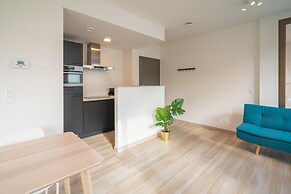 Spacious City Retreat With Balcony