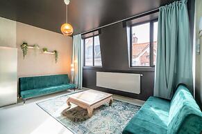 Antwerp Central 1br/7p Apartment