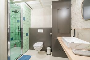 Antwerp Central 1br/7p Apartment