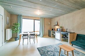 Antwerp Central 1br/7p Apartment