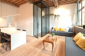 Apartment for 6 With Antwerp City Views