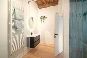 Apartment for 6 With Antwerp City Views