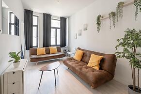 Stylish Antwerp City Apartment for 7