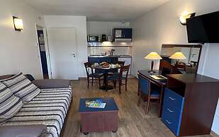 1-bedroom Apartment With Terrace