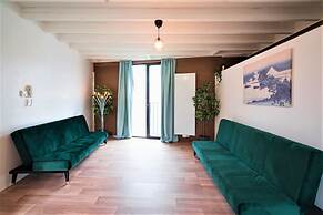 The Industrial Apartments 2bbk Non smk