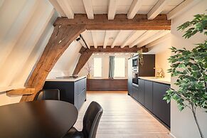 Loft-style Duplex at Hendrik Square