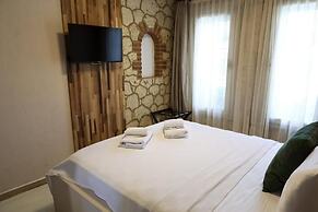 naya port otel