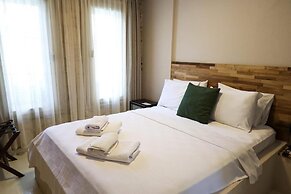 naya port otel