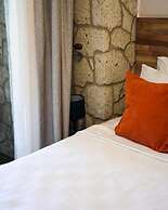 naya port otel