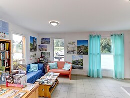 Accessible Apartment With Garden