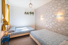 Large Antwerp City Center Apartments3bbns