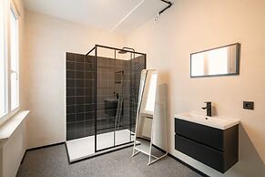 Comfortable 2BR Apartment - Central Antwerp