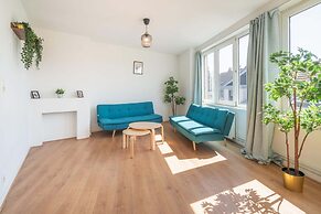 Large Antwerp City Center Apartments2bbns