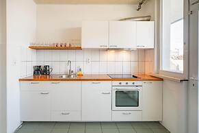 Large Antwerp City Center Apartments2bbns