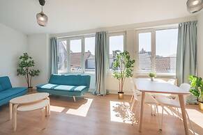 Large Antwerp City Center Apartments2bbns