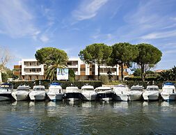 Marina View Stay for Four