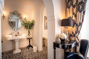 Riad Anaqa