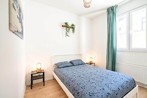 Charming 1-bedroom Apartment in Antwerp