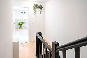 Charming 1-bedroom Apartment in Antwerp