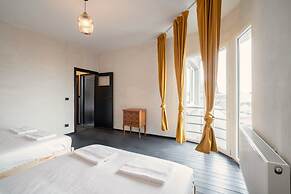 Comfortable 2br/14p Apartment - Central Antwerp