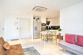 9-persons Apartment in Centre of Antwerp
