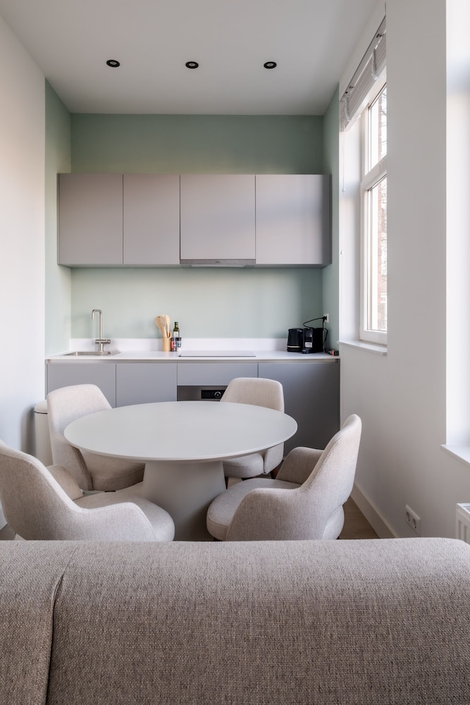Modern 1 BR Apartment Rotterdam West