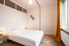 Spacious 2BR - Grand Central Apartments