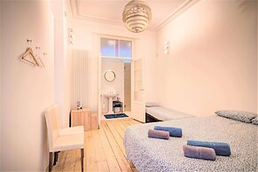 Charming Bright Stone Lodge